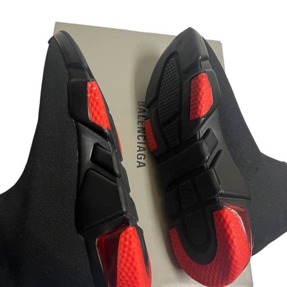 Balenciaga Black IT38 W38 Women Speed Trainers Runners Cloth Red Bubble Size 8 - Picture 9 of 9
